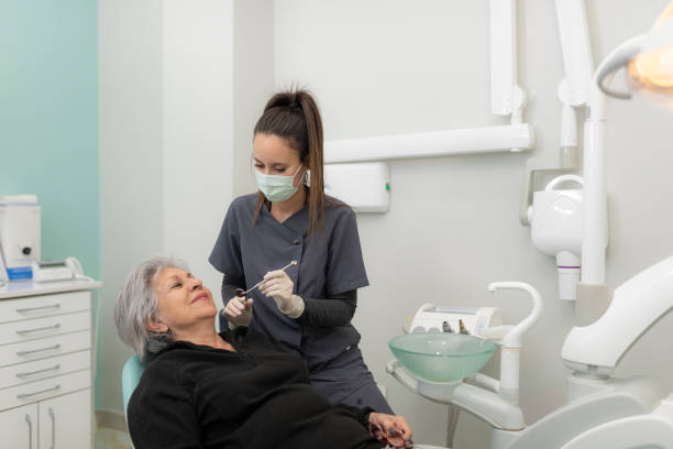 Best Emergency Denture Repair in Petersburg, IN